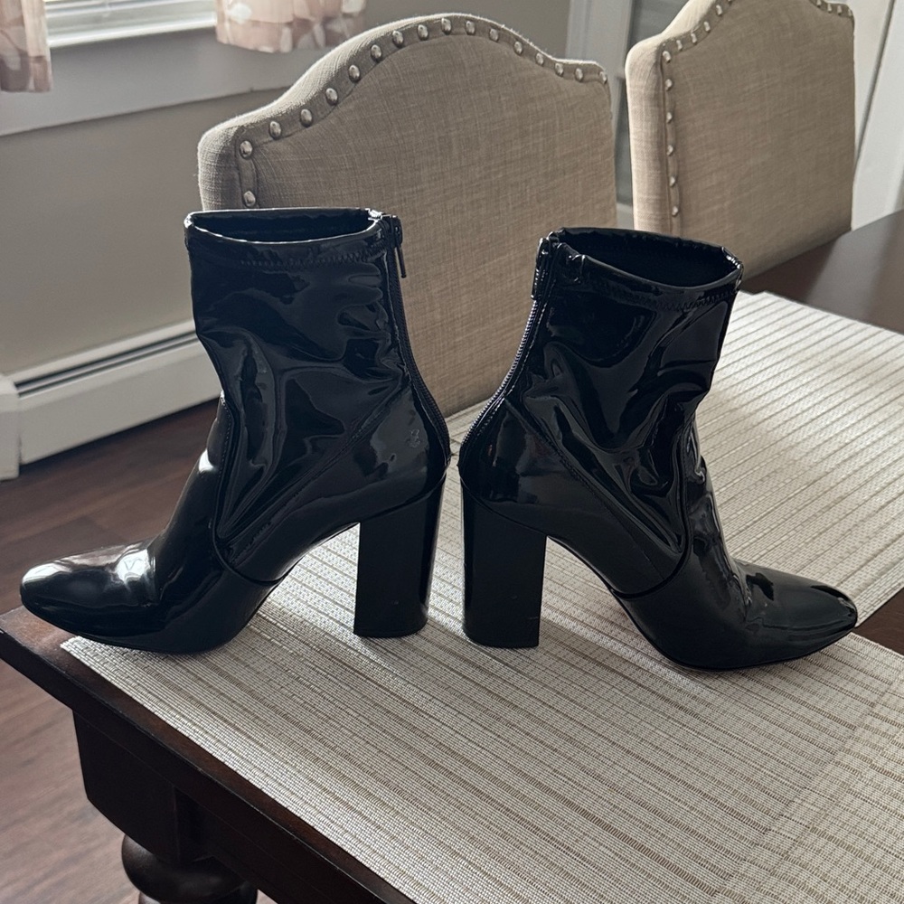 Aldo Black Patent Block Heel Ankle Booties - Picture 5 of 8